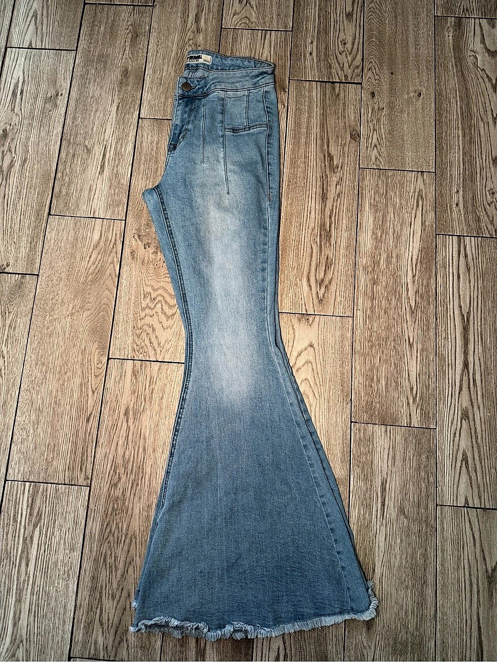 Rebel Girl Bargain Button Belt Flare Jeans in Blue Waist 32